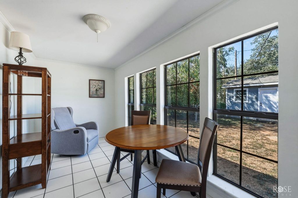 Image 15 of property listing at 2312 Live Oak Street, San Angelo, TX 76901