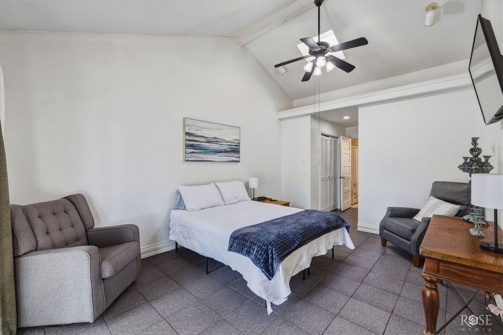 Image 18 of property listing at 2312 Live Oak Street, San Angelo, TX 76901