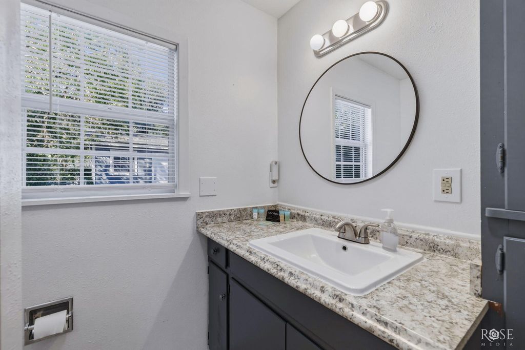 Image 24 of property listing at 2312 Live Oak Street, San Angelo, TX 76901