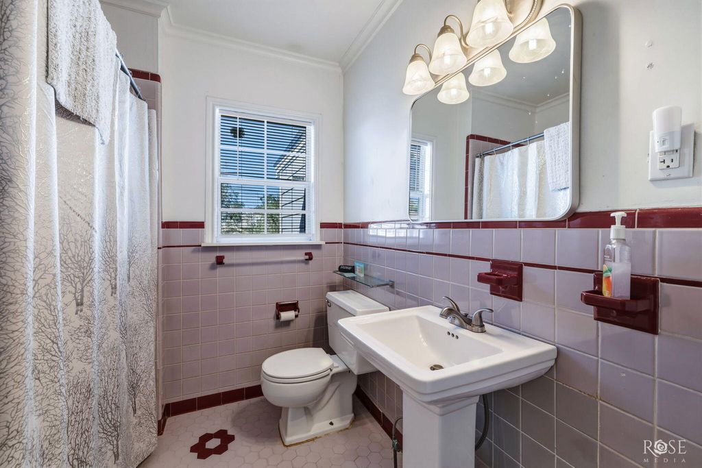 Image 29 of property listing at 2312 Live Oak Street, San Angelo, TX 76901