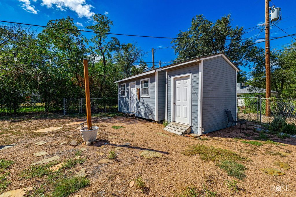Image 36 of property listing at 2312 Live Oak Street, San Angelo, TX 76901