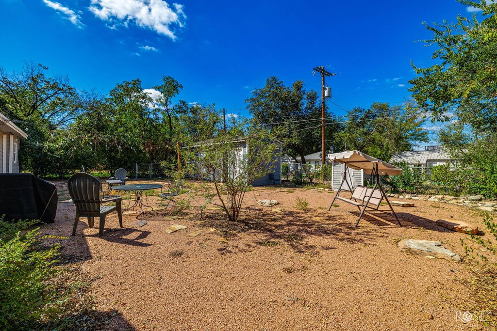 Image 38 of property listing at 2312 Live Oak Street, San Angelo, TX 76901