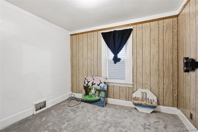 2374 Burger Street, Hamtramck, MI 48212