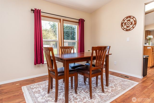 571 Lewis Road, Port Angeles, WA 98362
