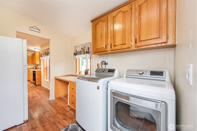 571 Lewis Road, Port Angeles, WA 98362