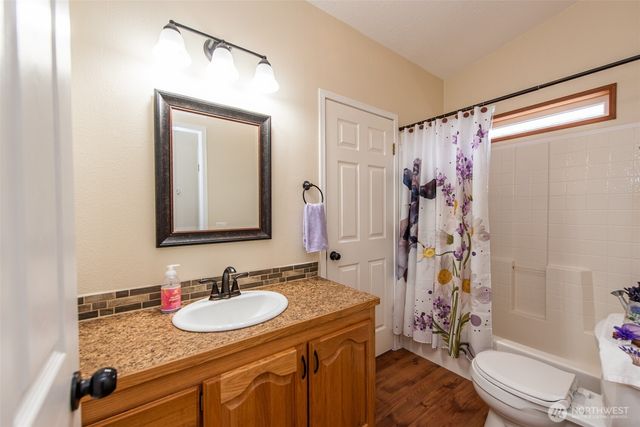 571 Lewis Road, Port Angeles, WA 98362