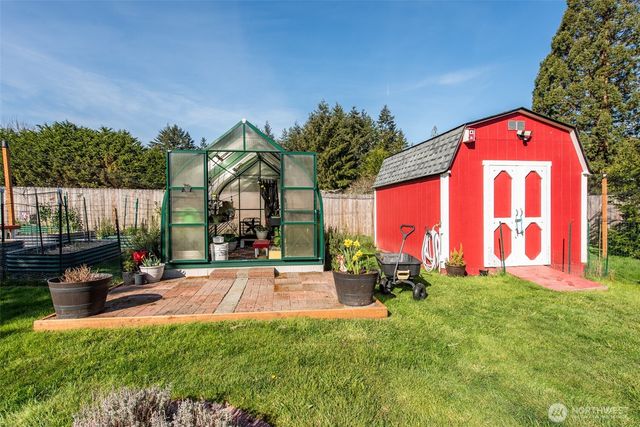 571 Lewis Road, Port Angeles, WA 98362