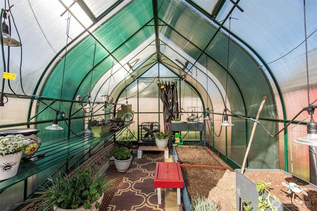 571 Lewis Road, Port Angeles, WA 98362