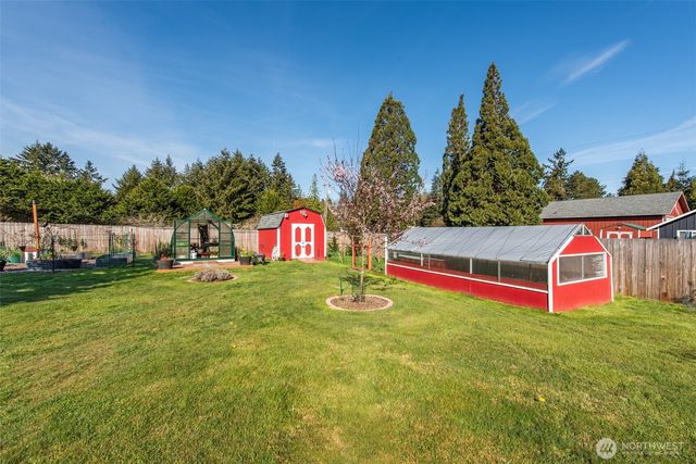 571 Lewis Road, Port Angeles, WA 98362