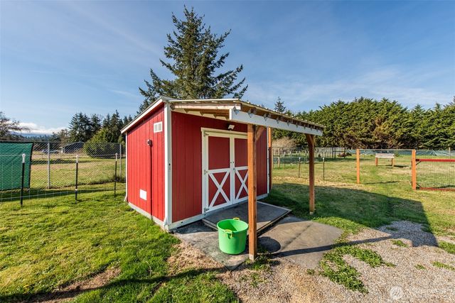 571 Lewis Road, Port Angeles, WA 98362