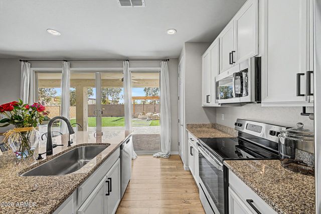 19689 W GLENROSA Avenue, Litchfield Park, AZ 85340
