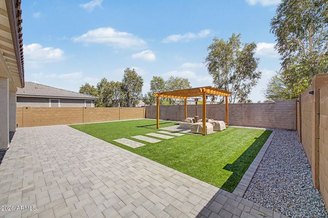 19689 W GLENROSA Avenue, Litchfield Park, AZ 85340