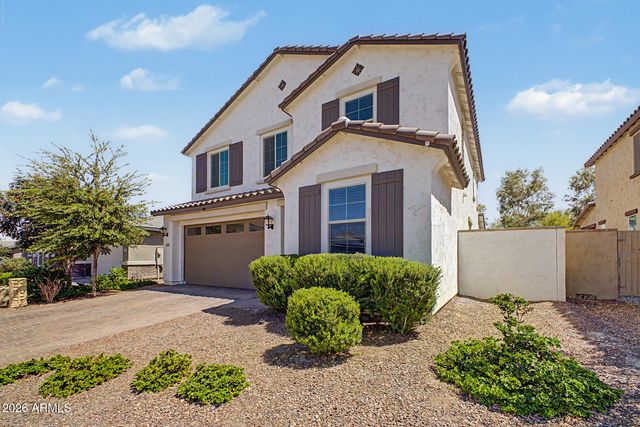 19689 W GLENROSA Avenue, Litchfield Park, AZ 85340