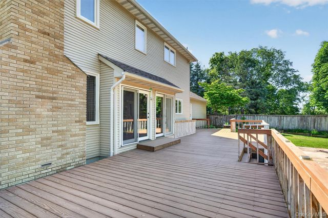 335 Laroe Road, Chester, NY 10918
