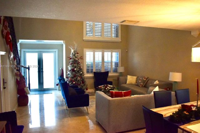 1352 NW 129th Way, Sunrise, FL 33323