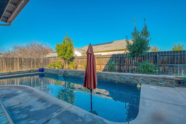 4379 Heritage Avenue, Clovis, CA 93619