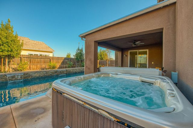 4379 Heritage Avenue, Clovis, CA 93619