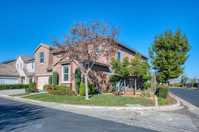 4379 Heritage Avenue, Clovis, CA 93619