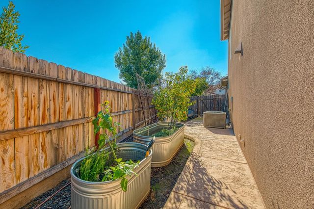 4379 Heritage Avenue, Clovis, CA 93619