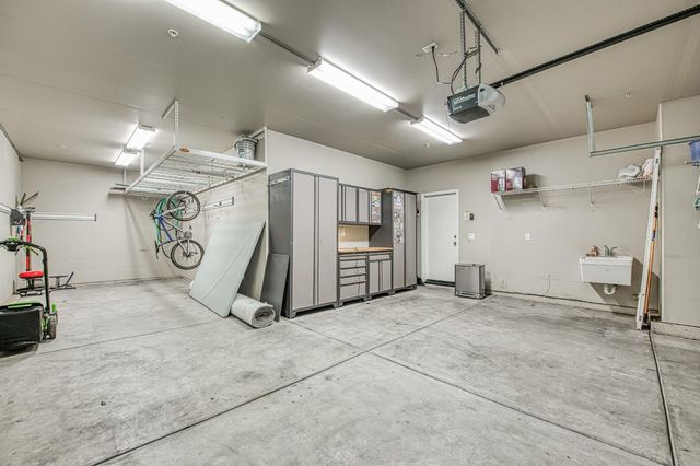 4379 Heritage Avenue, Clovis, CA 93619