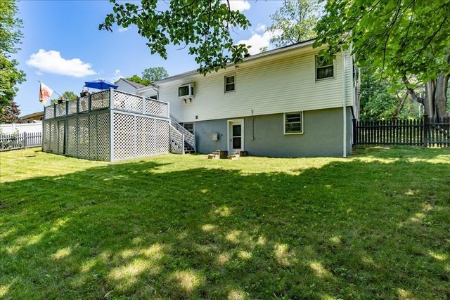 520 Jackson St, Methuen, MA 01844