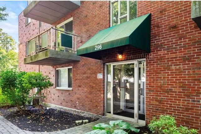 296 Commercial St 21, Braintree, MA 02184