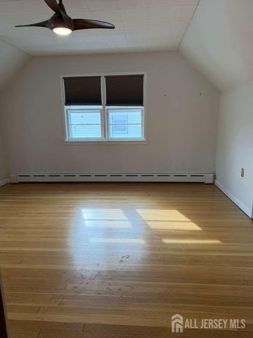 8 Kamm Avenue, South River, NJ 08882