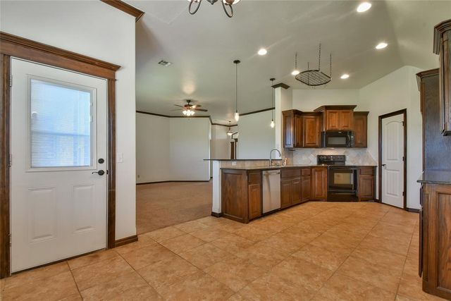1921 NW 4th Place, Newcastle, OK 73065