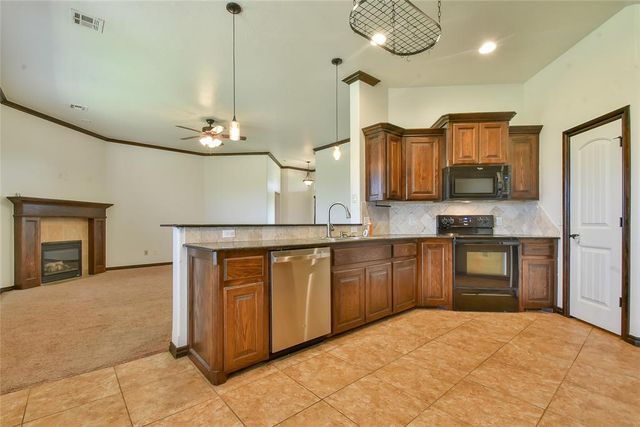 1921 NW 4th Place, Newcastle, OK 73065