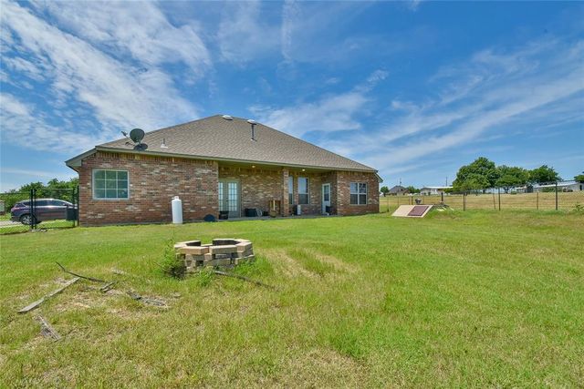 1921 NW 4th Place, Newcastle, OK 73065