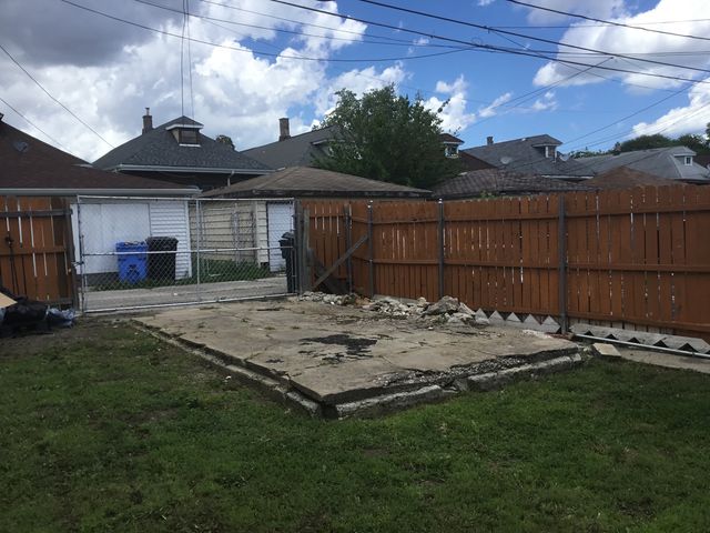 1424 W 72nd Street, Chicago, IL 60636