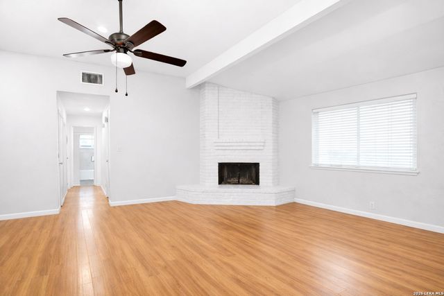 8104 Forest Bow, Live Oak, TX 78233