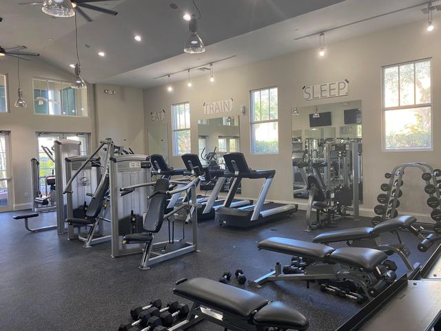 540 Amador Lane 6, West Palm Beach, FL 33401