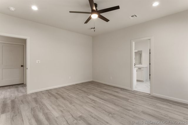 13835 E 27th Place, Tulsa, OK 74134