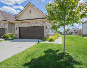 16620 Savor Lane, Clinton Charter Township, MI 48035