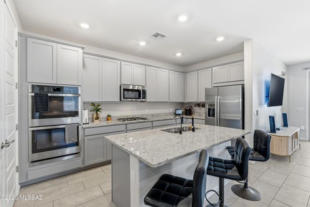13132 E Cembeline Lane, Tucson, AZ 85747