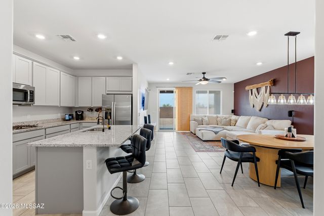 13132 E Cembeline Lane, Tucson, AZ 85747
