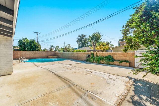 15814 Septo Street, North Hills, CA 91343