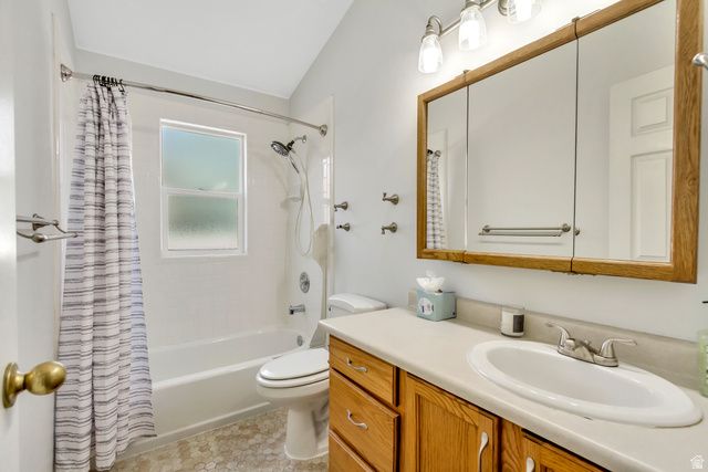 828 W CHARTRES AVE, Sandy, UT 84070