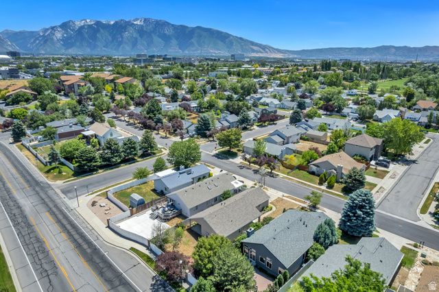828 W CHARTRES AVE, Sandy, UT 84070