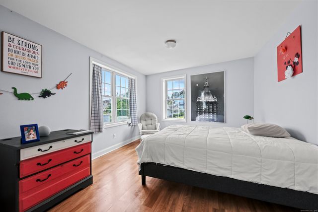 23 Hotchkiss Street, Middletown, CT 06457