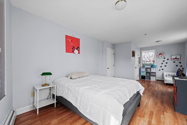 23 Hotchkiss Street, Middletown, CT 06457