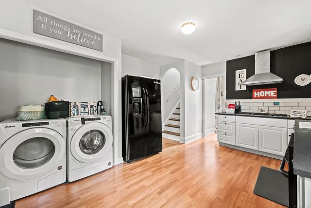 23 Hotchkiss Street, Middletown, CT 06457