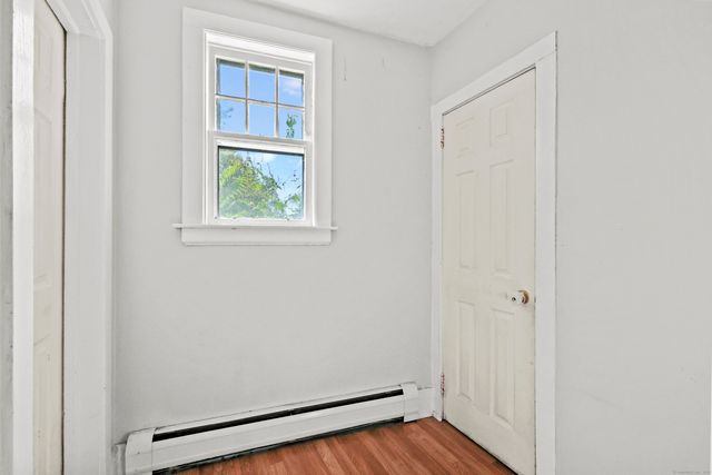 23 Hotchkiss Street, Middletown, CT 06457