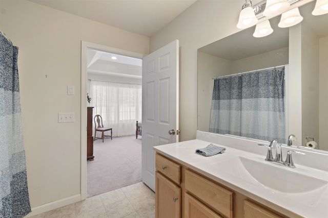 12 Brittany Lane, St. Albans Town, VT 05478