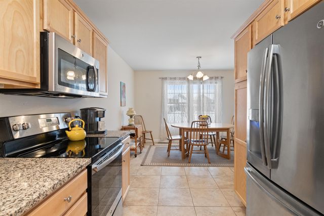 12 Brittany Lane, St. Albans Town, VT 05478