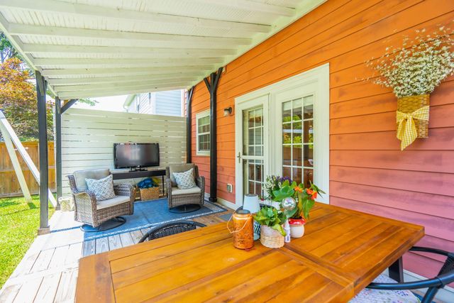 207 Nelliefield Creek Drive, Wando, SC 29492