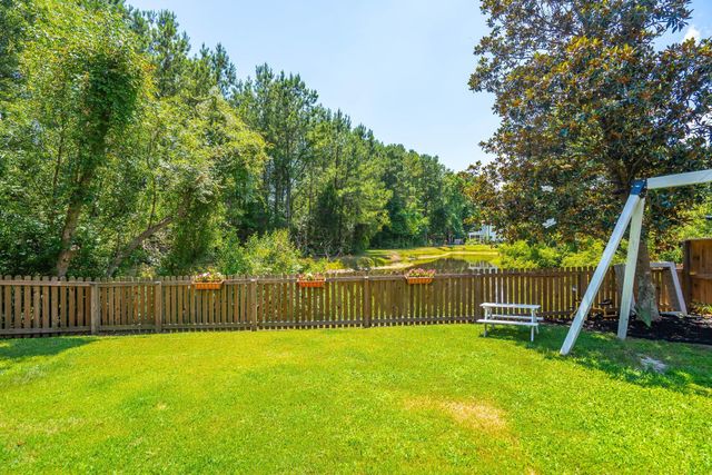 207 Nelliefield Creek Drive, Wando, SC 29492
