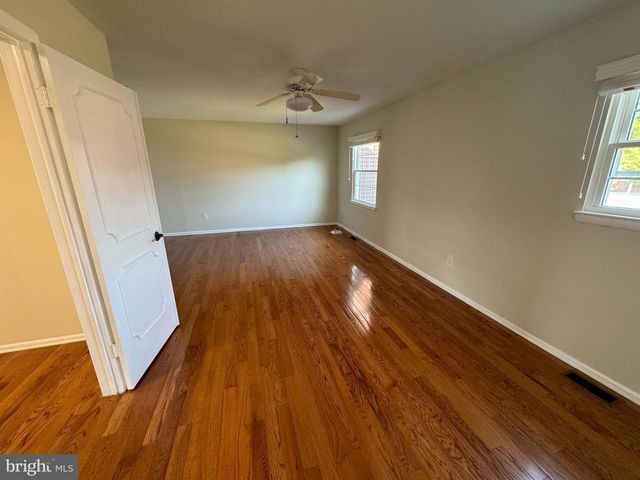 45 WINDSOR MEWS, Cherry Hill, NJ 08002