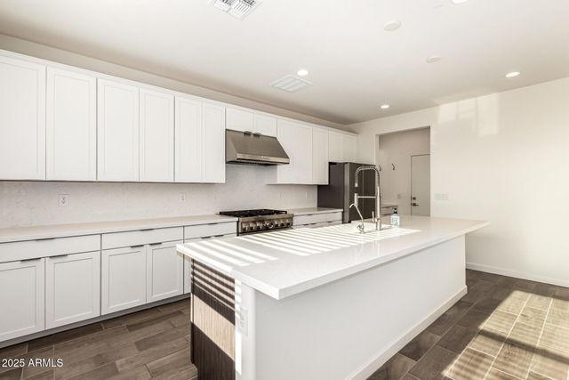 34940 N AUGITE Way, San Tan Valley, AZ 85144